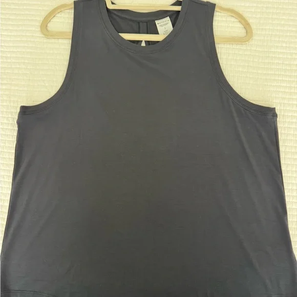 Athleta With Ease Open Back Tank blue gray size large - Picture 6 of 9